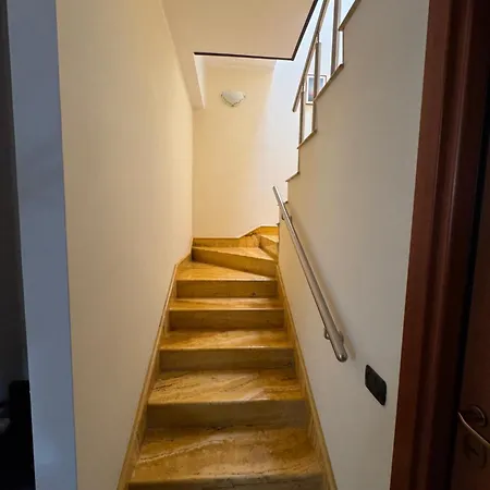 Villa Carmela - Elegante Immersa Nel Marigliano