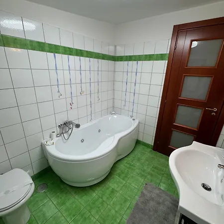 Carmela - Elegante Immersa Nel Villa *